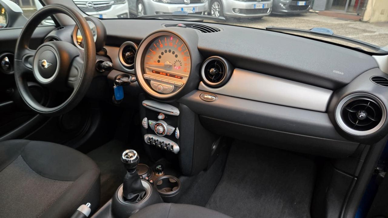 Mini 1.6 16V Cooper
