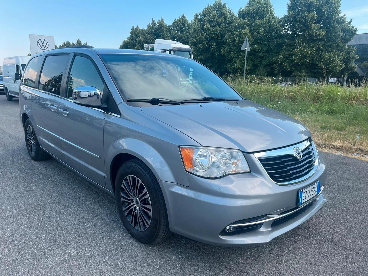 Lancia Voyager 2.8 Turbodiesel S 177 CV