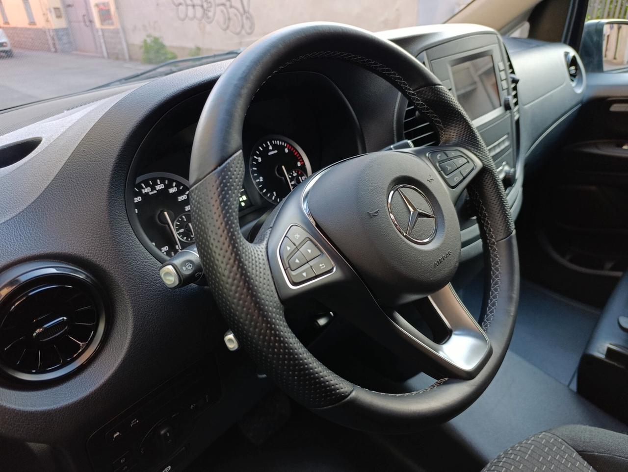 Mercedes-benz Vito 2.0 114 CDI Tourer Pro Extra-Long 8 posti