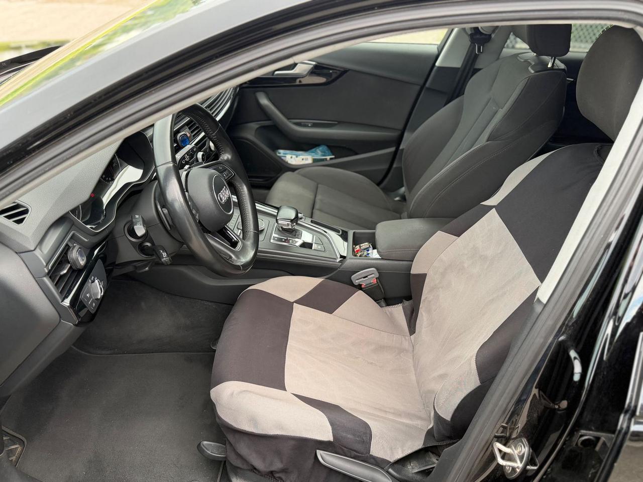 Audi A4 Business Sport 2.0 35 TDI #10742