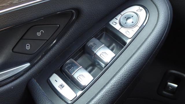 MERCEDES-BENZ GLC 200 d 4Matic Sport