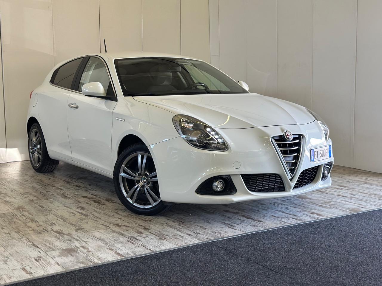 Alfa Romeo Giulietta 1.6 JTDm-2 105 CV Exclusive Ok Neopatentati