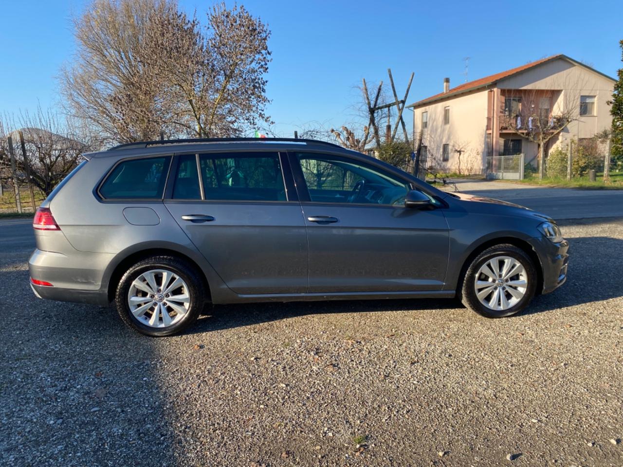 Volkswagen Golf Variant Golf 1.6 TDI 5p. Highline BlueMotion Technology