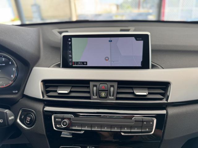 BMW X1 sDrive18d Business Advantage (Navi/Auto/LED)