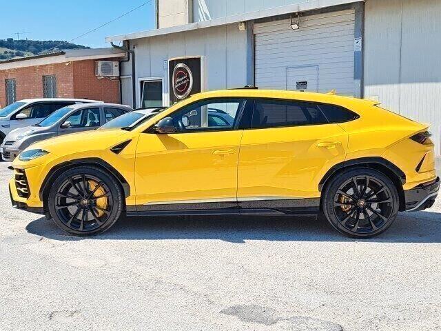 LAMBORGHINI URUS 4.0 V8 BI-TURBO “FULL OPTIONAL”