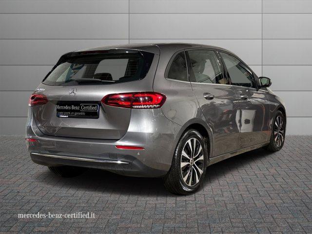 MERCEDES-BENZ B 180 d Automatic Sport