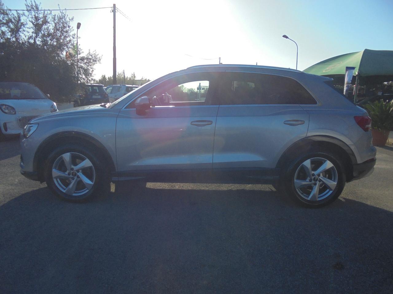 Audi Q3 35 TFSI S tronic Business Advanced