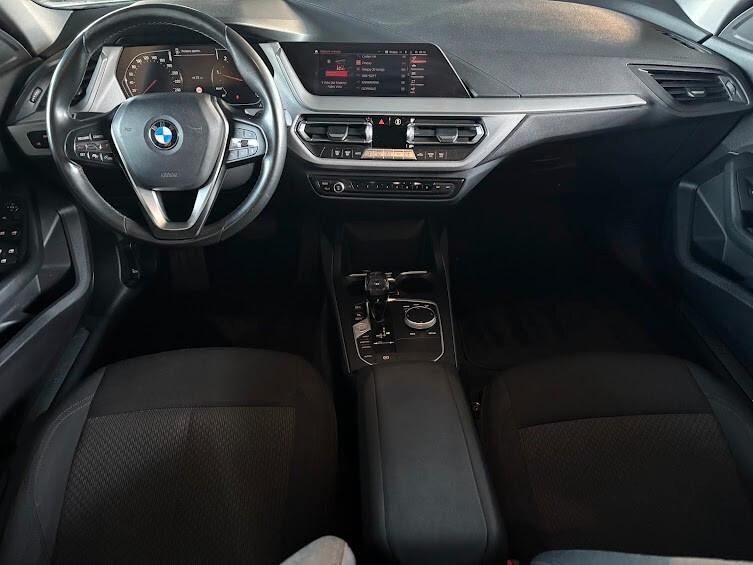 Bmw 116d 5 porte NEOPATENTATI