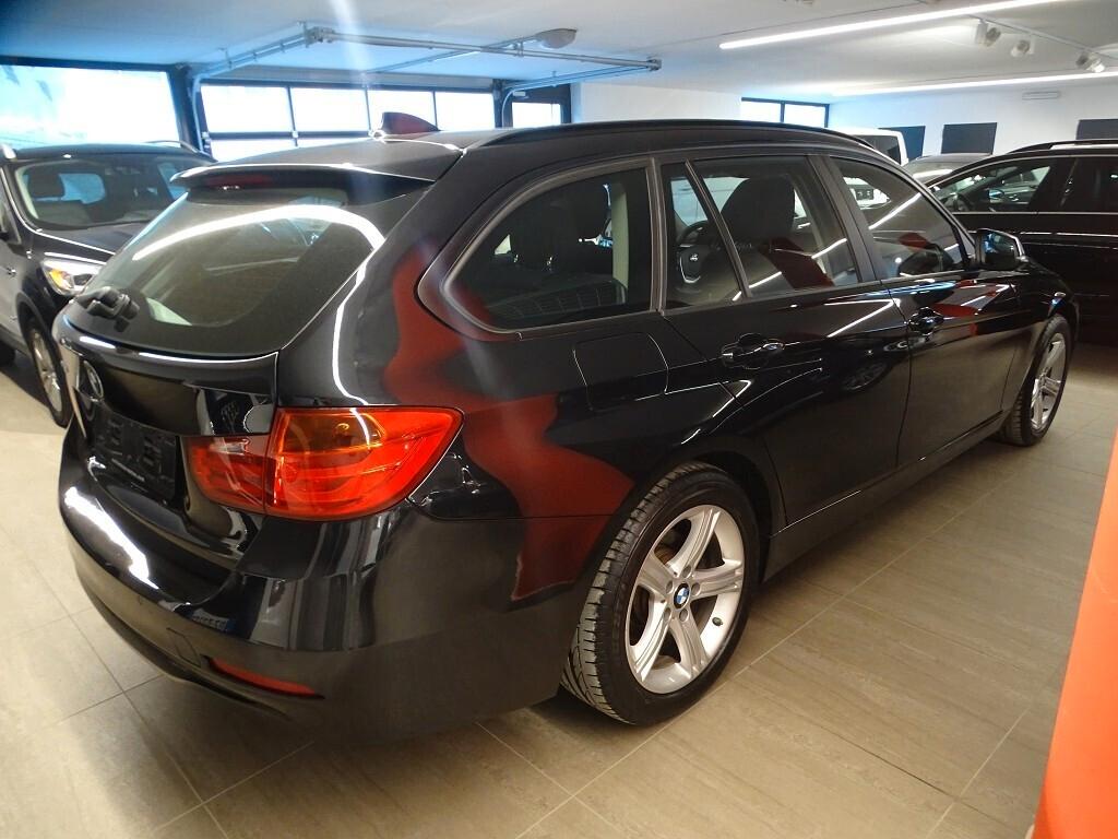 BMW 318d Touring 4x4 Xenon Navi 143 CV