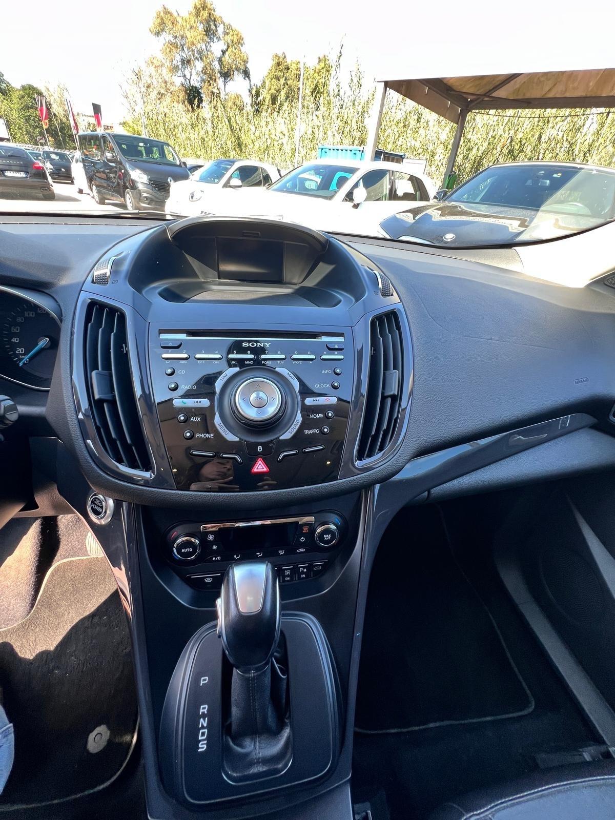 Ford Kuga 2.0 TDCI 140 CV 2WD Titanium