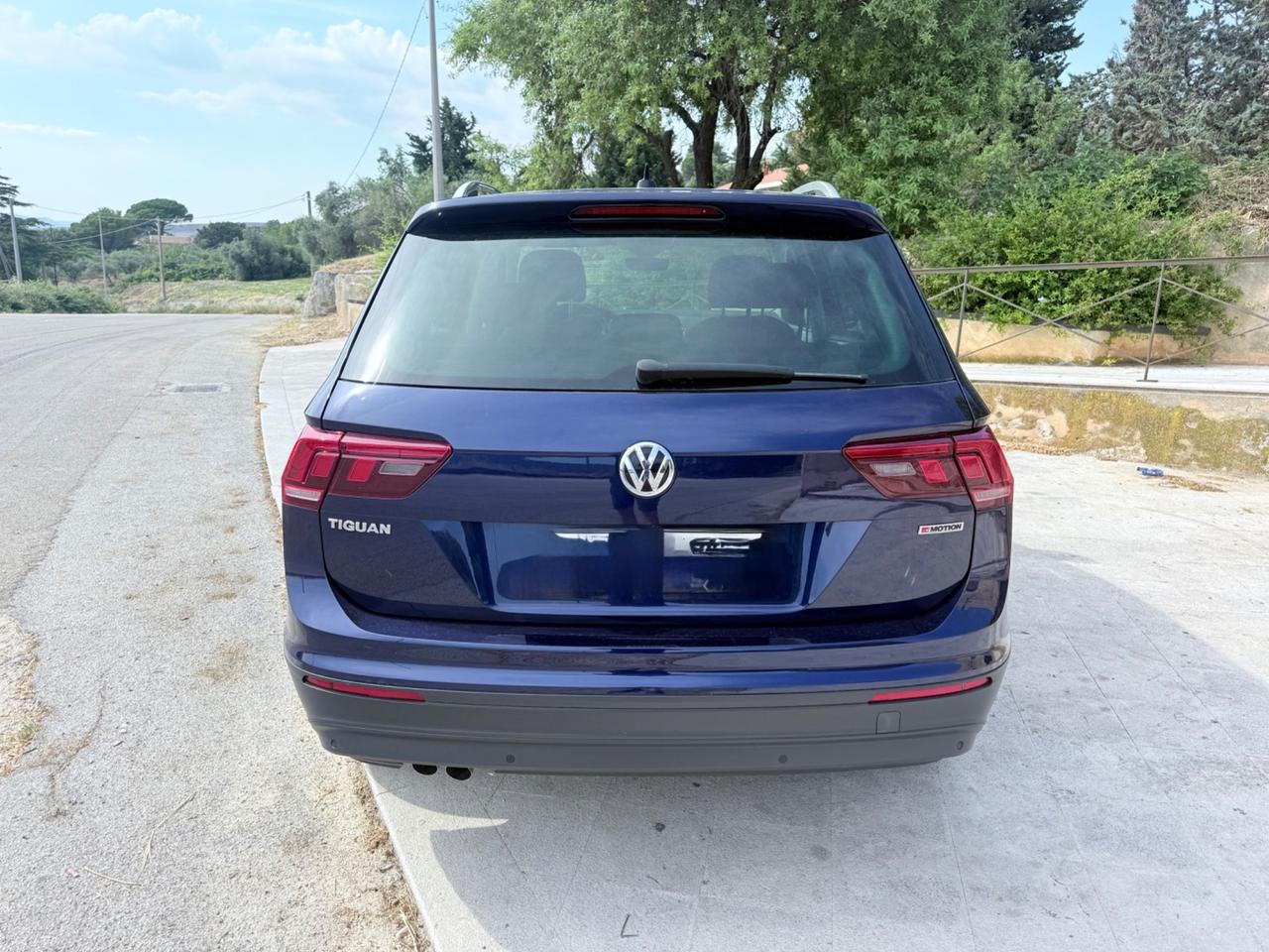 Volkswagen Tiguan 2.0 TDI SCR DSG 4MOTION Business BMT