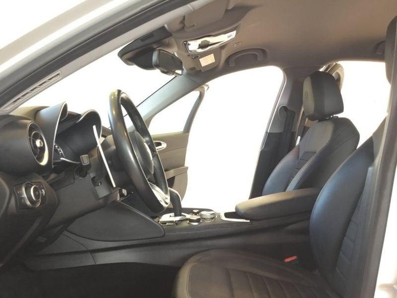 Alfa Romeo Giulia Giulia 2.2 Turbodiesel 190 CV AT8 Super MY20