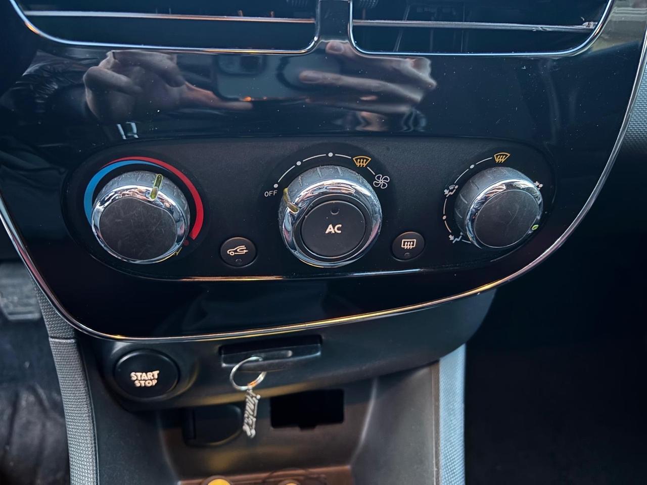 Renault Clio 1.5 dCi 8V 75CV 5 porte Live