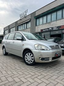 Toyota Avensis Verso 2.0 Tdi D-4D cat