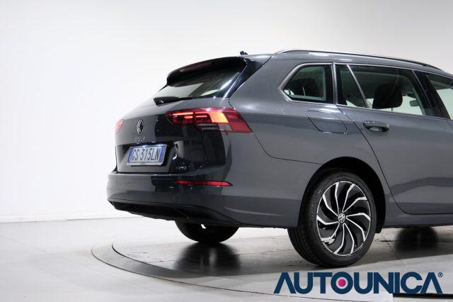 VOLKSWAGEN Golf Variant 1.0 ETSI EVO DSG LIFE FULL LED