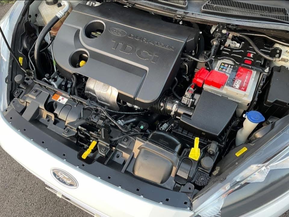 Ford Fiesta 1.5 TDCi 75CV 5 porte