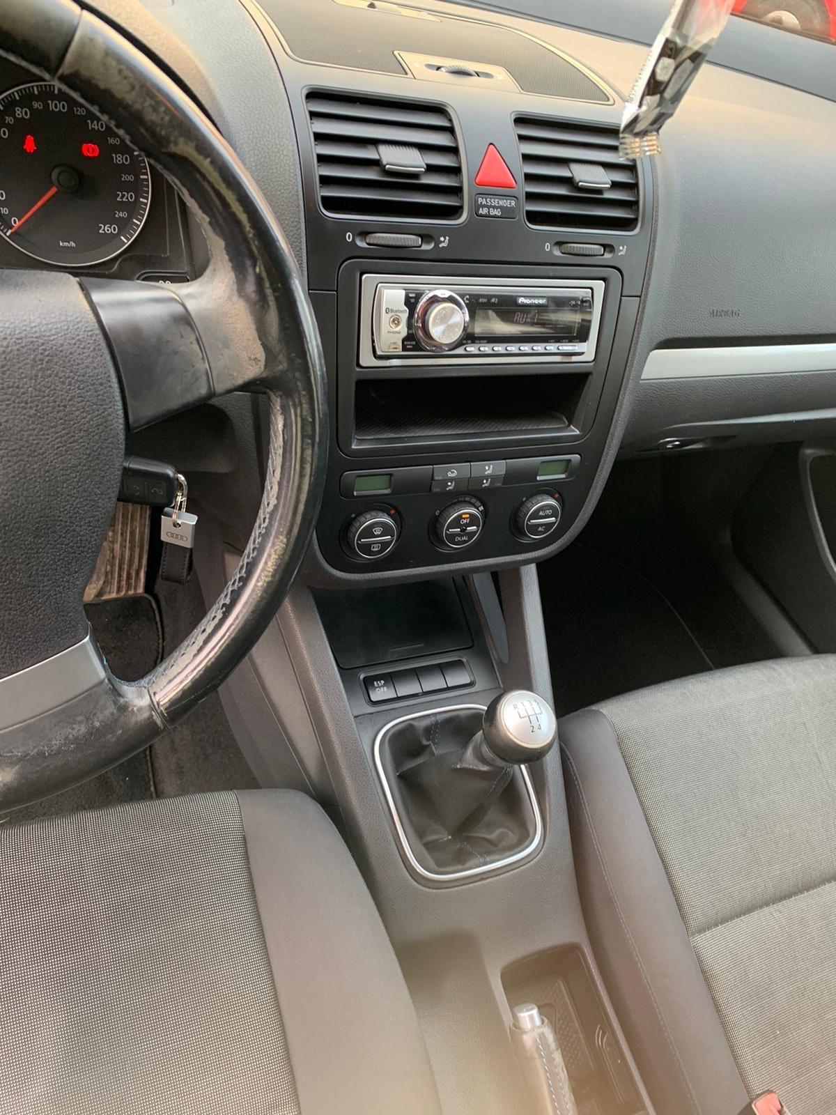 Volkswagen Golf 1.6 5p. Comfortline