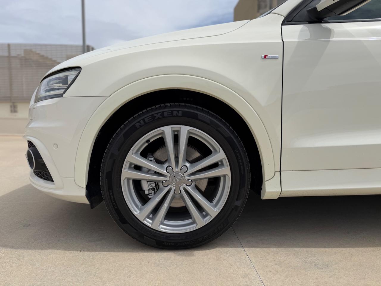 Audi Q3 2.0 TDI 177 CV quattro S tronic Line Edition