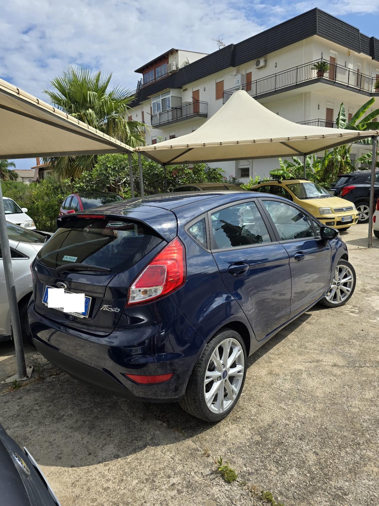 Ford Fiesta 1.5 TDCi 75CV 5 porte
