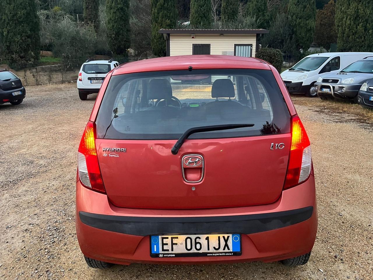 Hyundai i10 1.1 Benzina - Neopatentati