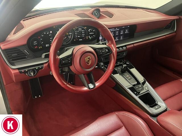 Porsche 911 Carrera 4S **Leasing 990 € al mese**
