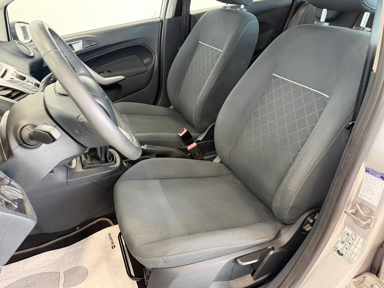 Ford Fiesta 1.4 5 porte Bz.- GPL Titanium