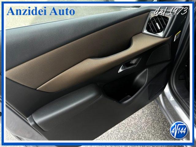 DS AUTOMOBILES DS 3 Crossback BlueHDi 100 So Chic
