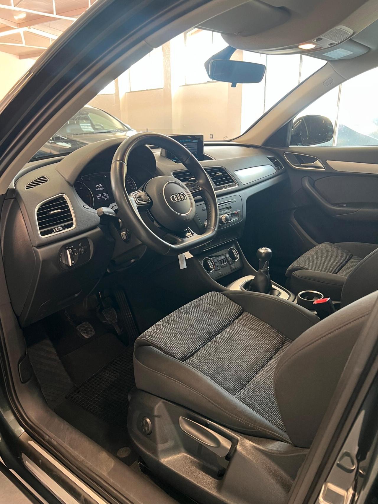 Audi Q3 2.0 TDI 150 CV quattro Sport