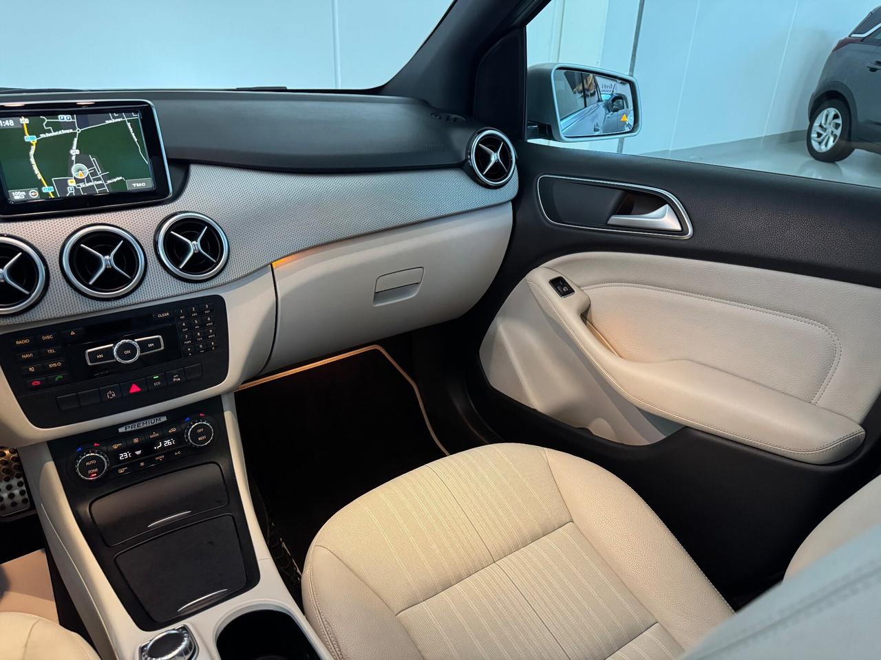 Mercedes-benz B 200 BlueEFFICIENCY Premium