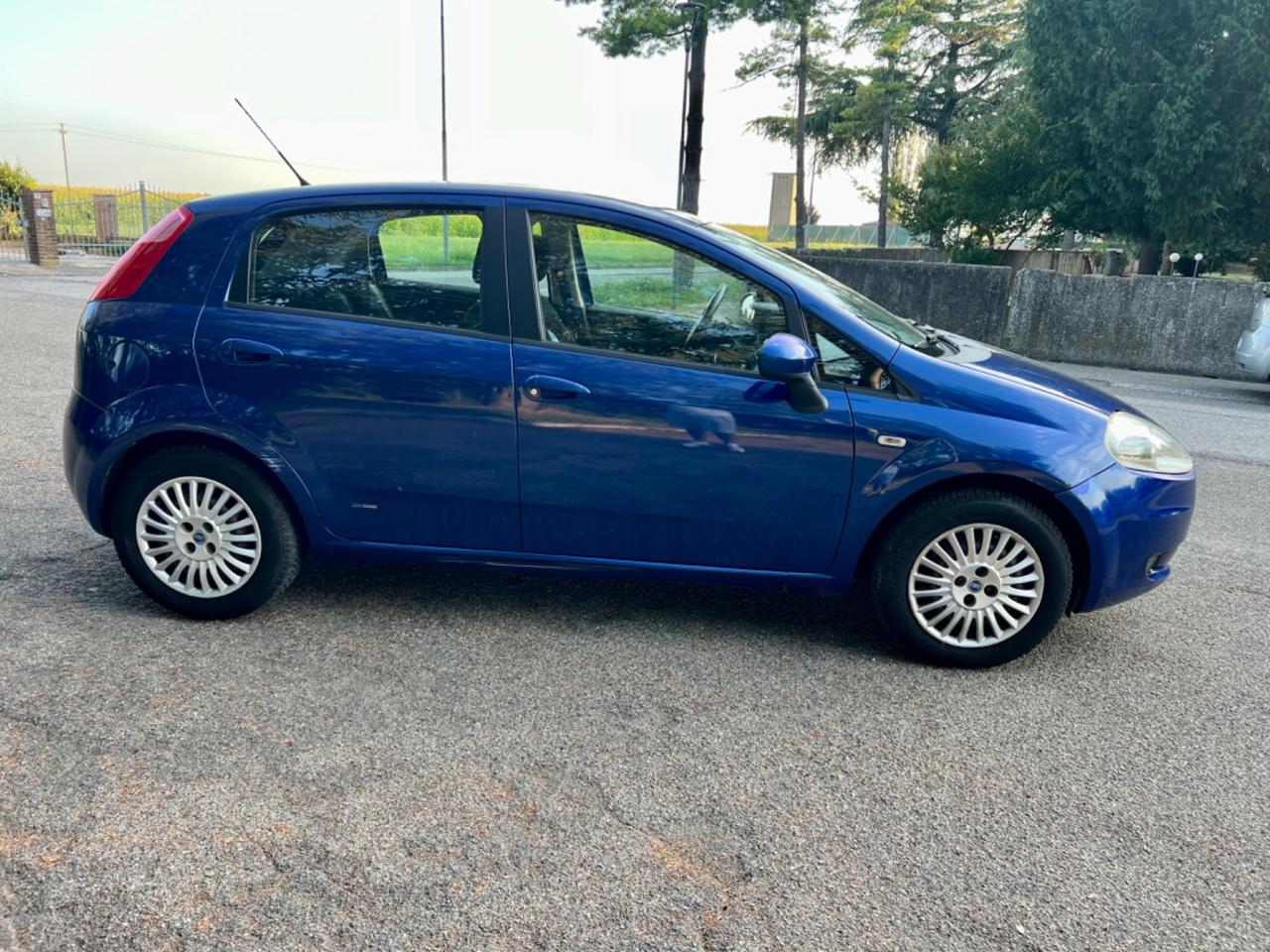 Fiat grande punto gpl neopatentato