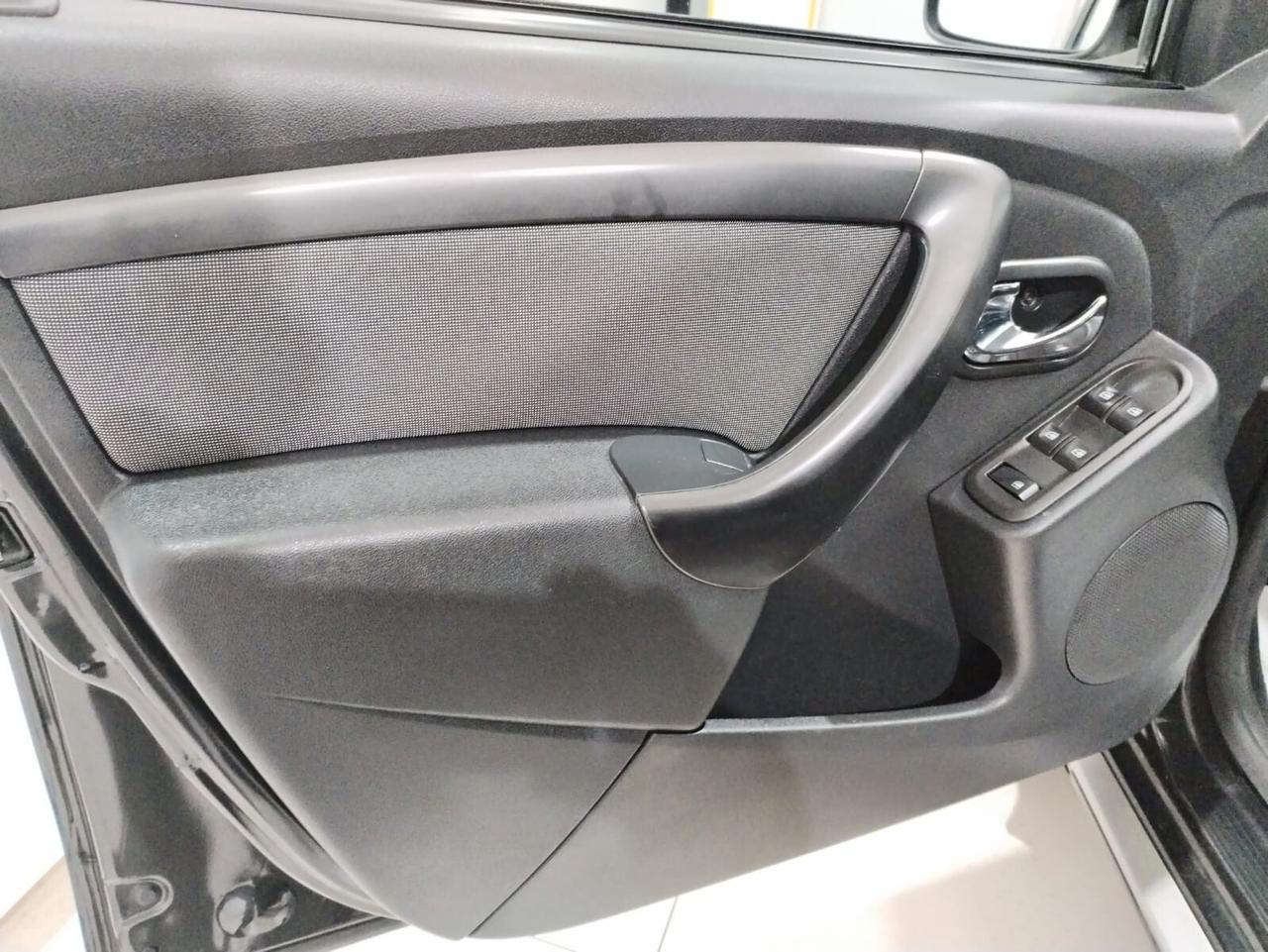 Dacia Duster 1.5 dCi 110CV Start&Stop 4x2 Serie Lim. Black Shadow