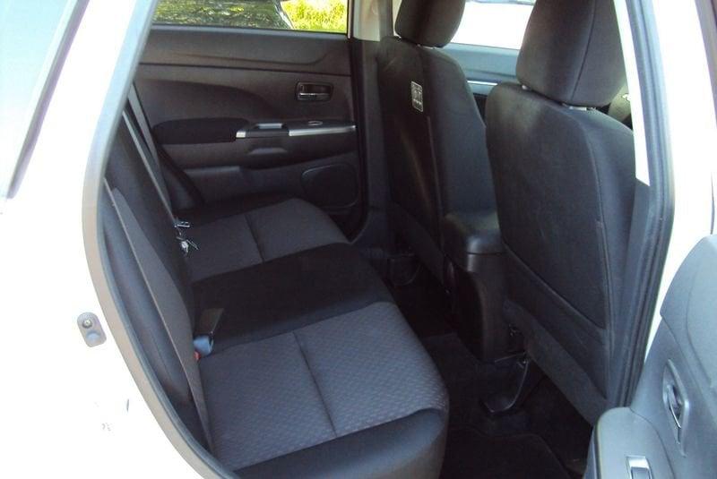 Mitsubishi ASX 1.6 Instyle Navi 2WD ** GPL **