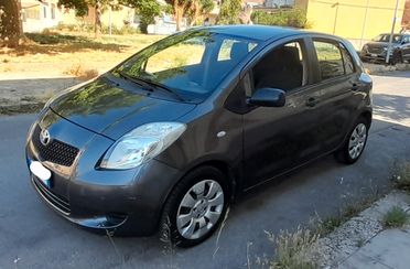 Toyota Yaris benzina x neo patentati