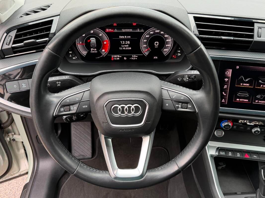 Audi Q3 Sportback 2.0 150CV tdi s-tronic sportback spb