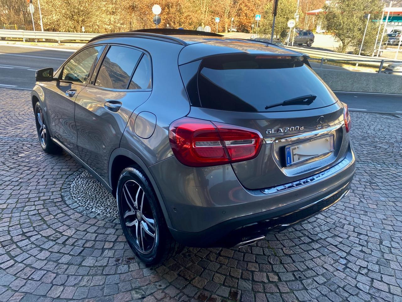 Mercedes-benz GLA 200 d Automatic Enduro Activity