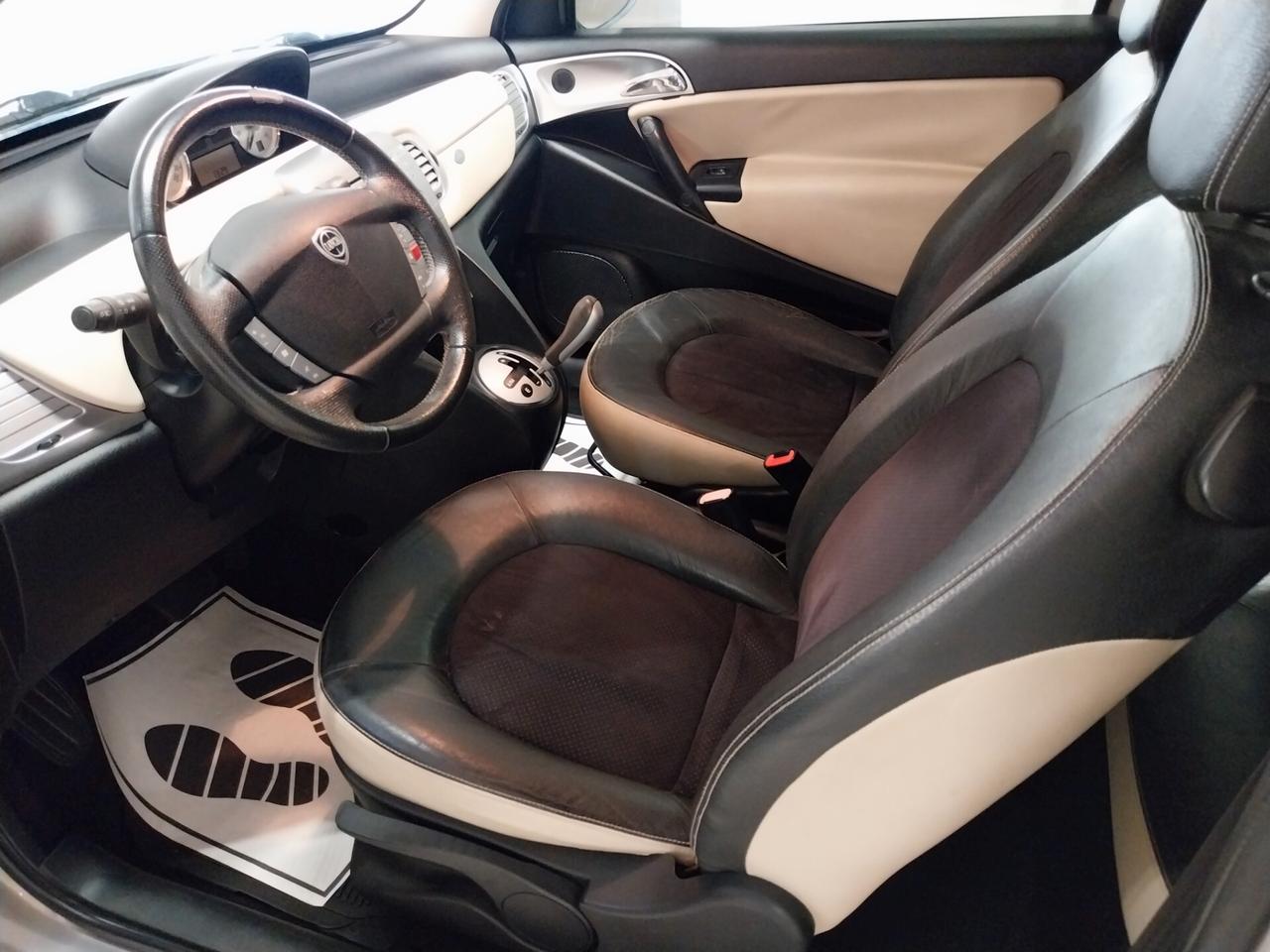 Lancia Ypsilon 1.3 MJT 75 CV VERSUS AUTOMATICA - ok neopatentati
