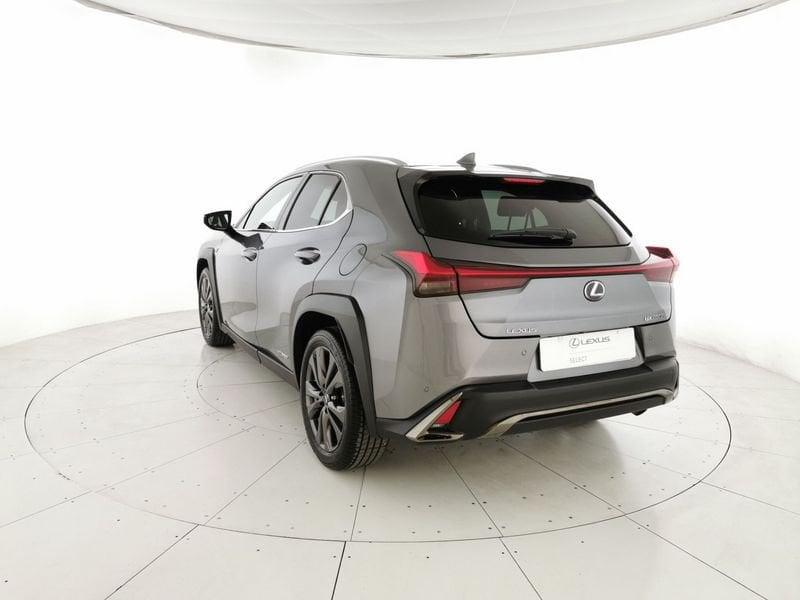 Lexus UX 250h 2.0 F-Sport 2wd cvt