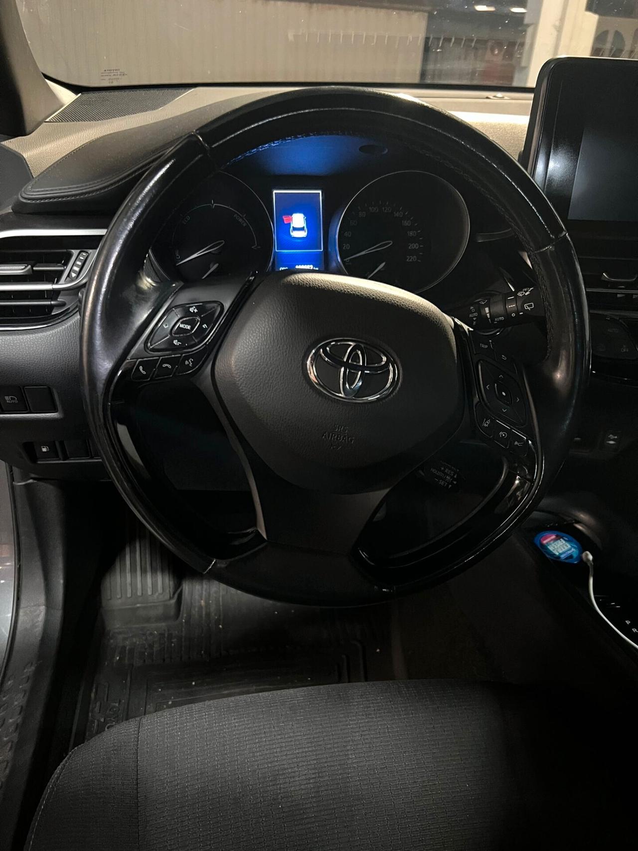 Toyota C-HR 1.8 Hybrid Lounge - 2017