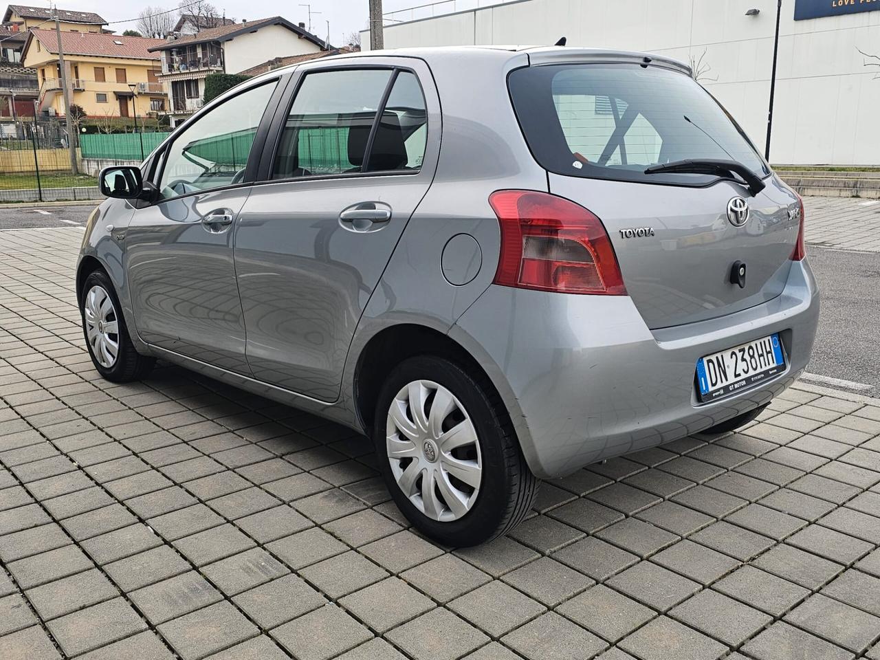 Toyota Yaris 1.4 automatica