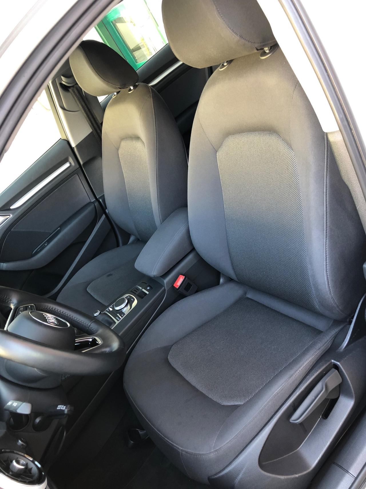 Audi A3 SPORTBACK 1.6TDI 110CV Design FULL/LED/NAV