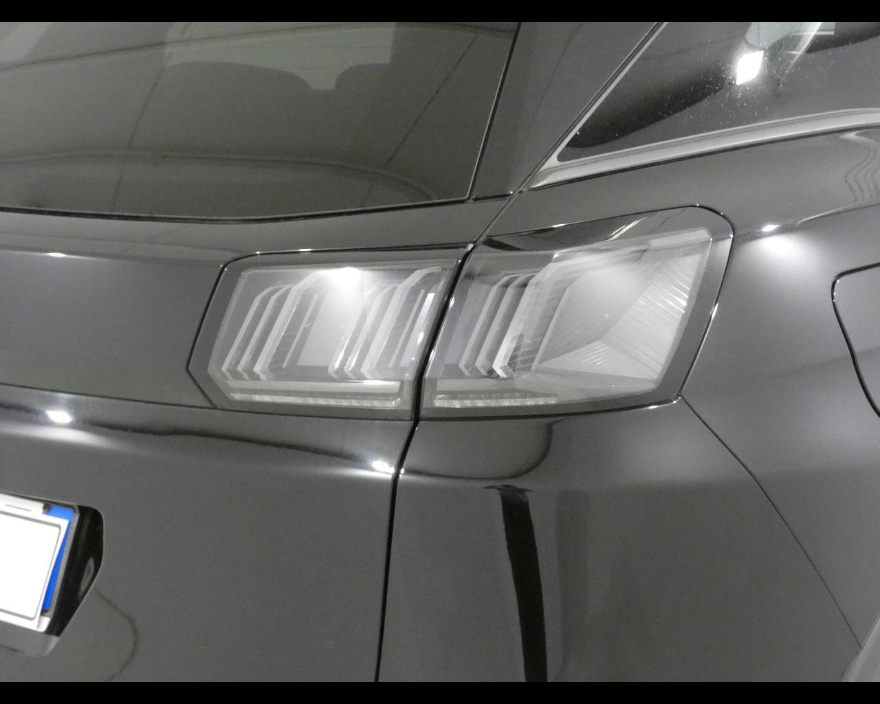 PEUGEOT 3008 2ª serie - 3008 BlueHDi 130 S&S EAT8 Allure