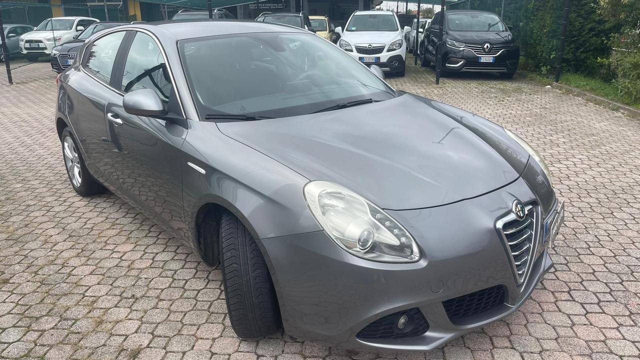Alfa Romeo Giulietta 1.6 JTDm-2 105 CV Exclusive