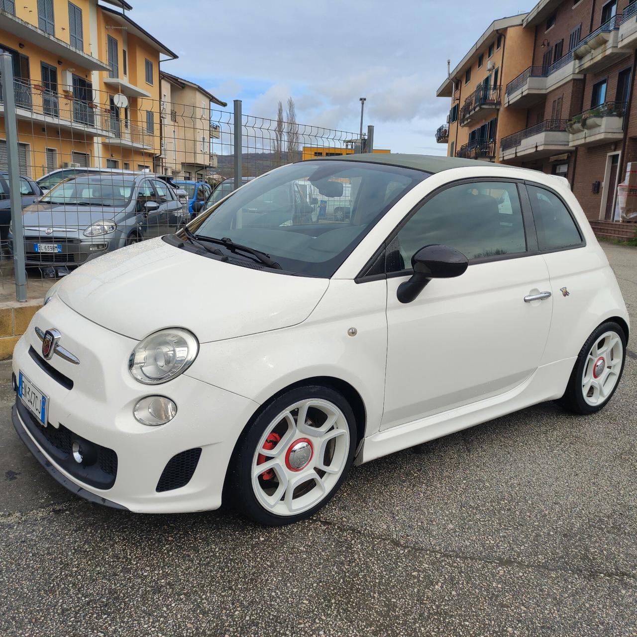 Abarth 500 C 1.4 Turbo T-Jet