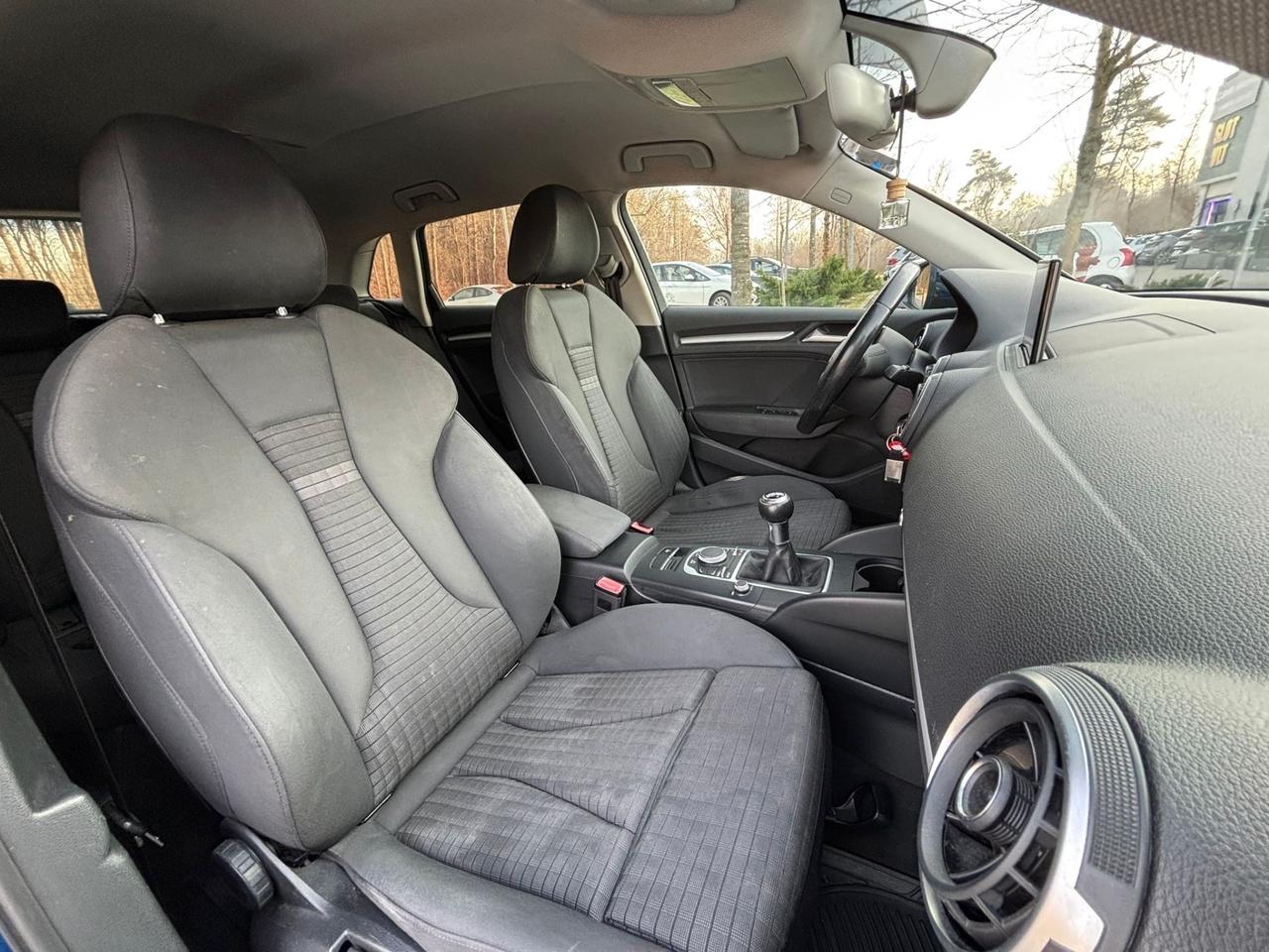 Audi A3 SPB 1.6 TDI clean diesel Attraction