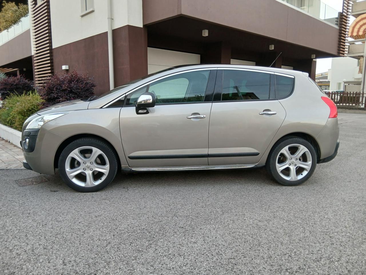 Peugeot 3008 1.6 HDi 112CV Allure Full Optional in pronta consegna