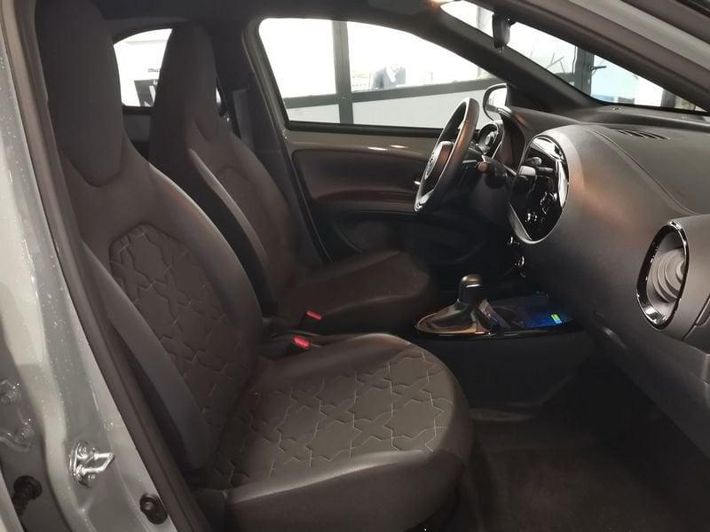 Toyota Aygo X Aygo X 1.0 VVT-i 72 CV 5 porte Lounge S-CVT