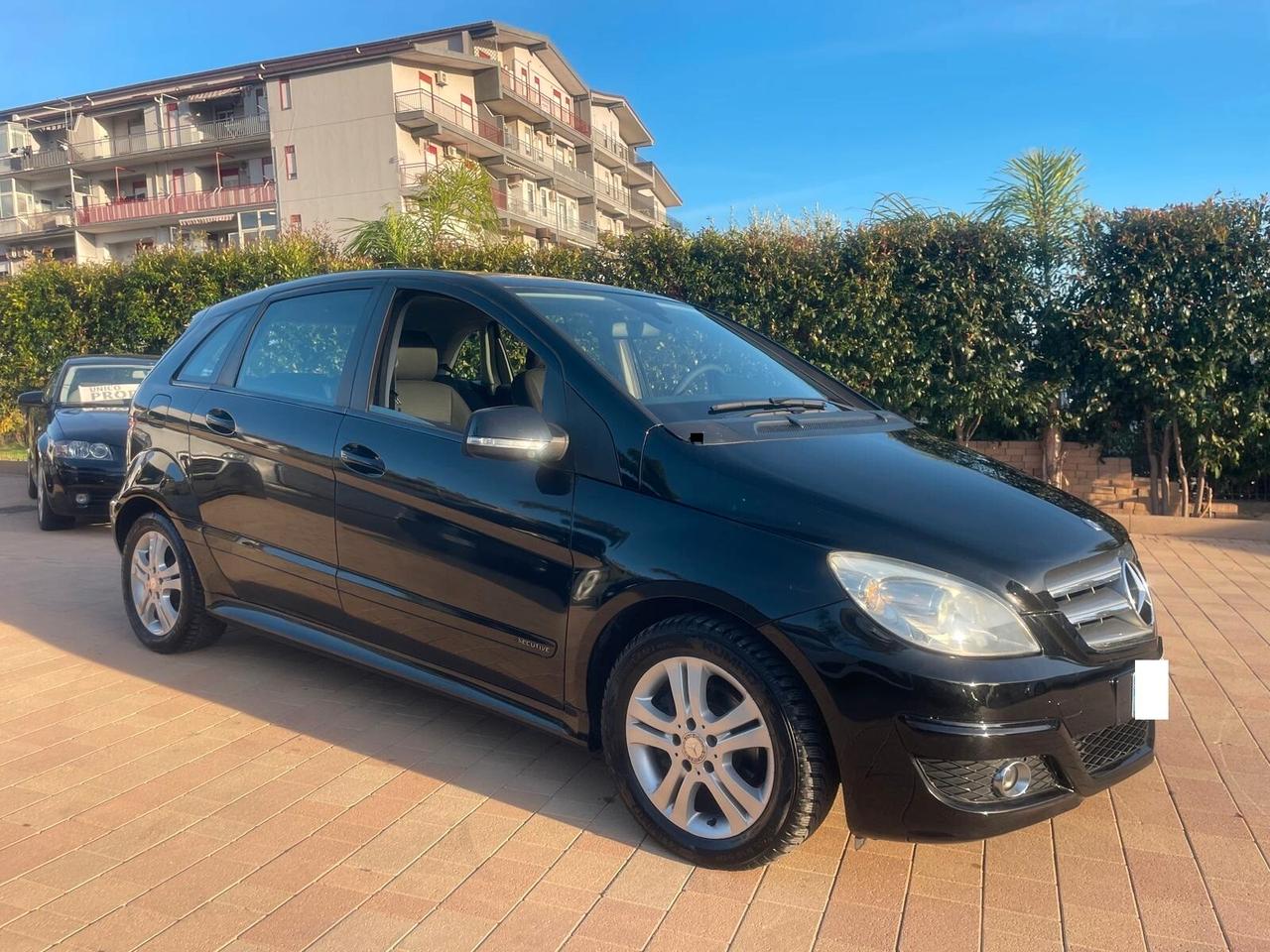 Mercedes Classe B"Finanziabile Senza Busta Paga"