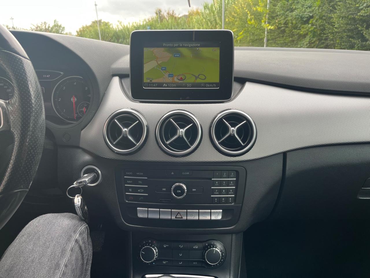Mercedes-benz B 180 d Premium 2016
