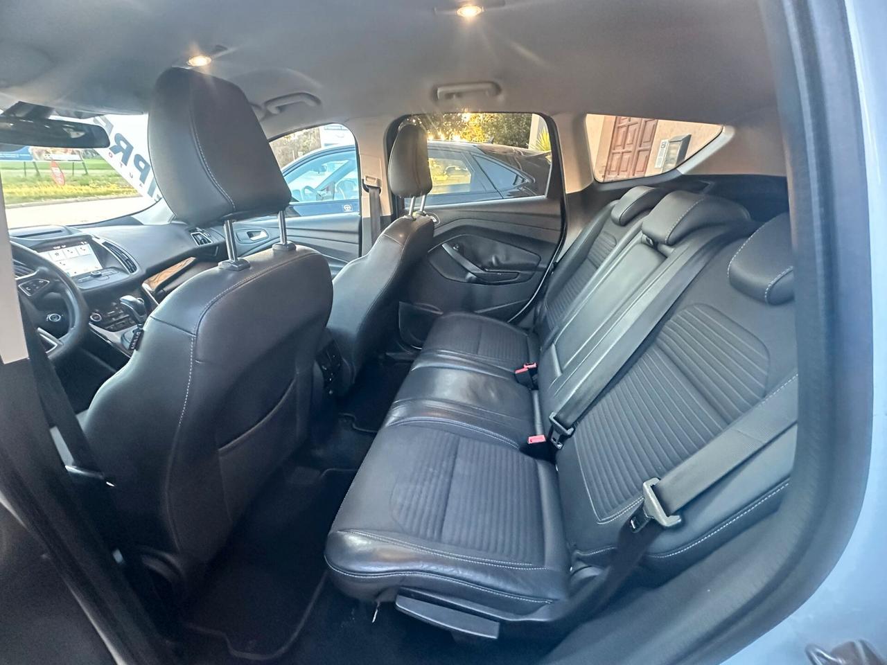 Ford Kuga 1.5 TDCI 120 CV S&S 2WD Business