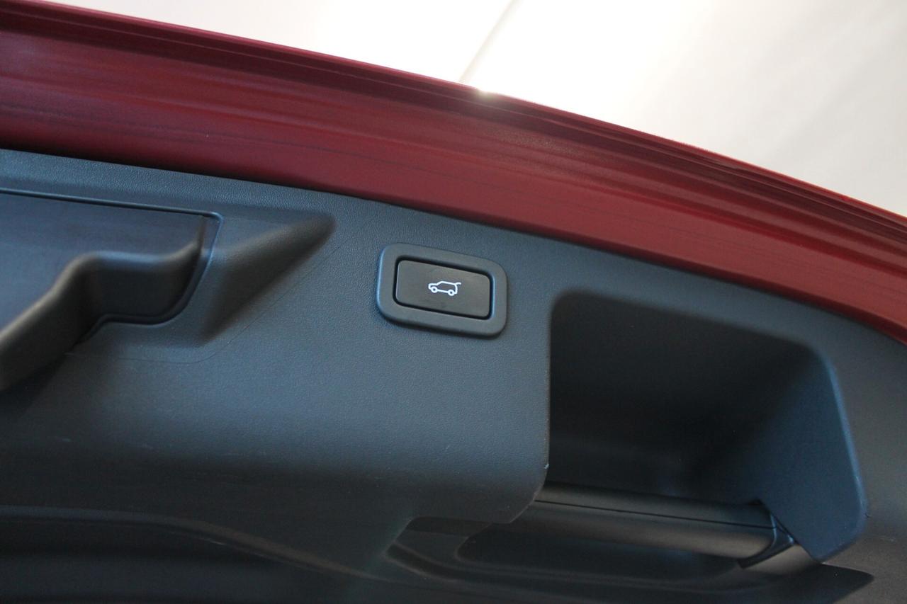 Land Rover Discovery Sport 2.0 TD4 150 CV HSE